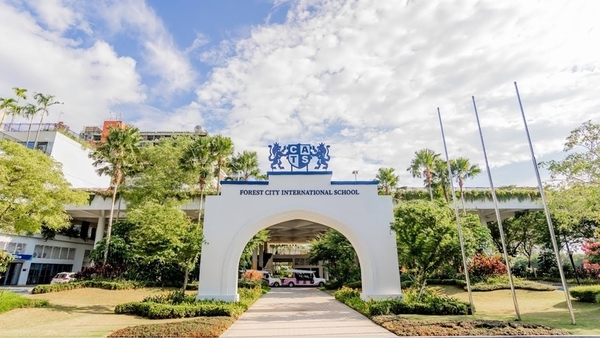 FOREST CITY INTERNATIONAL SCHOOL - MALESIA E SINGAPORE - FLAT&FRIENDS